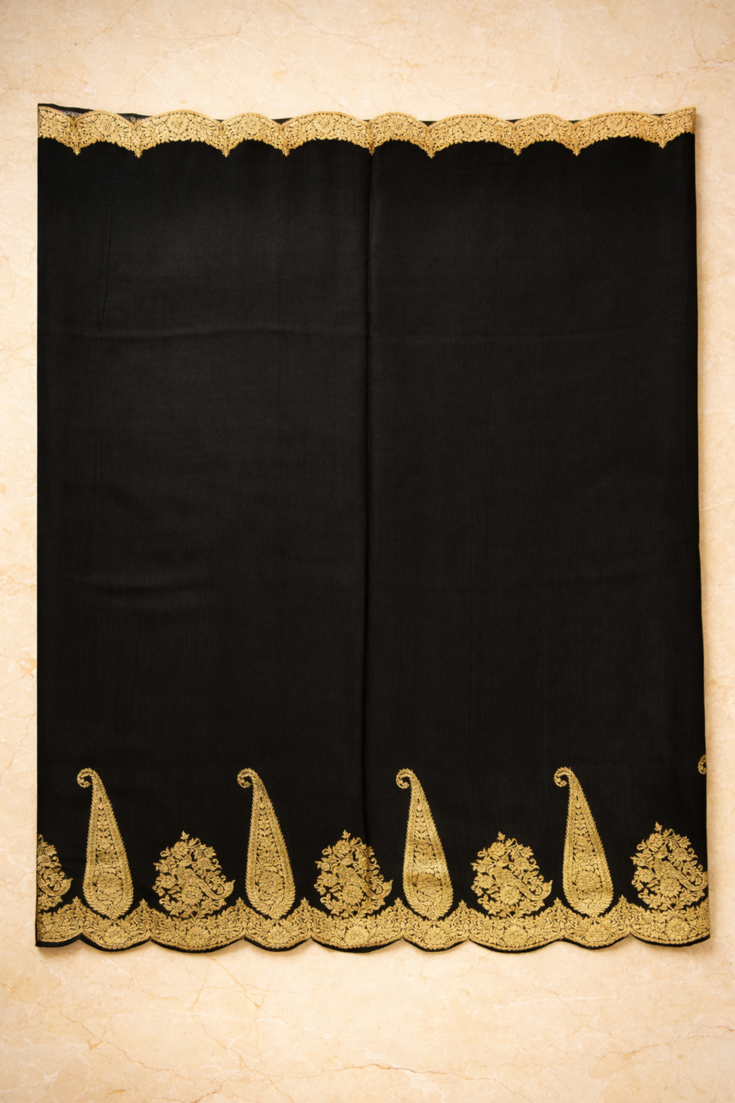 Large paisley Gold Zari with Scalloped Border - Black