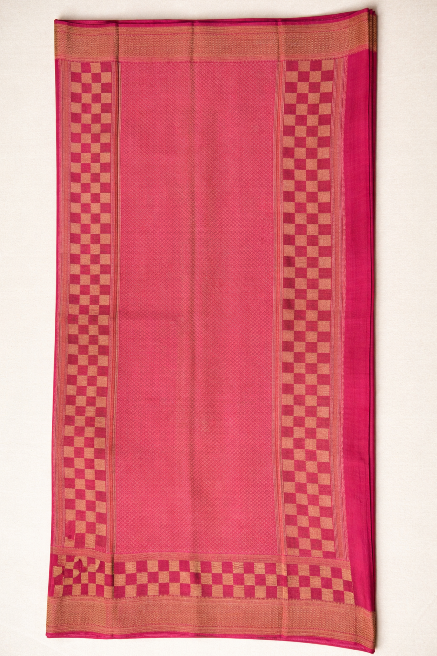 Pure Crepe - Block Print Vertical Zigzag Zari Border - Hot pink