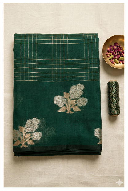 Check design with silver and gold flower border - Dark Green