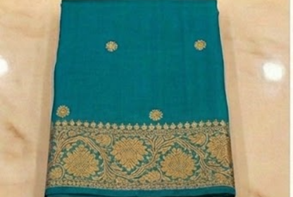 Small Golden Flower Butta with Floral Border - Rama Green