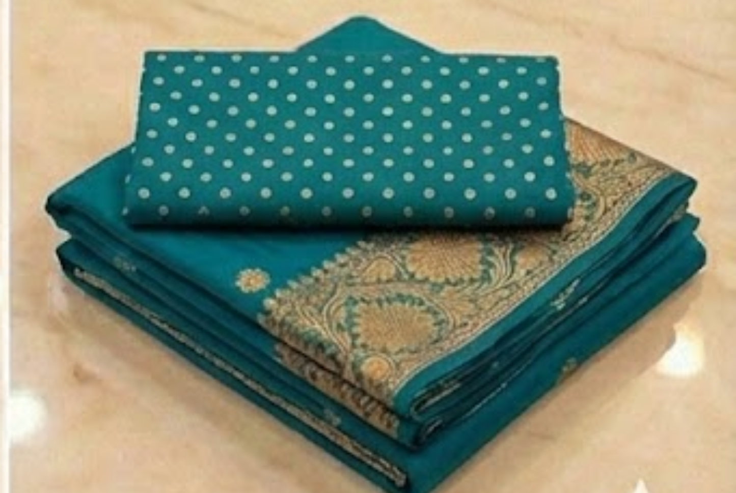 Small Golden Flower Butta with Floral Border - Rama Green